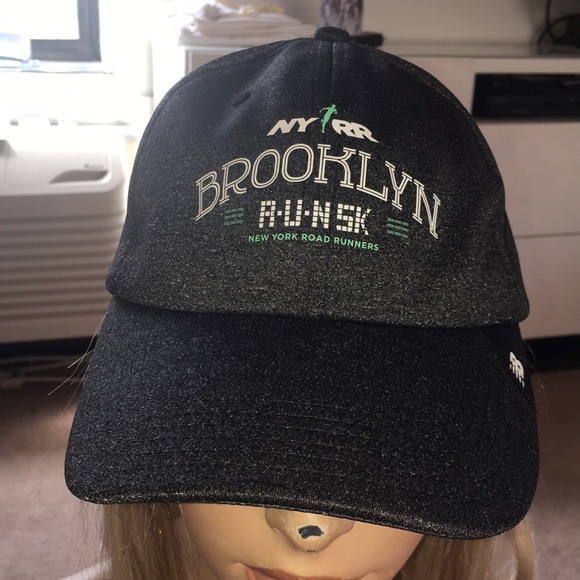 Nb Graywht Brooklyn 5k Run Baseball Cap 